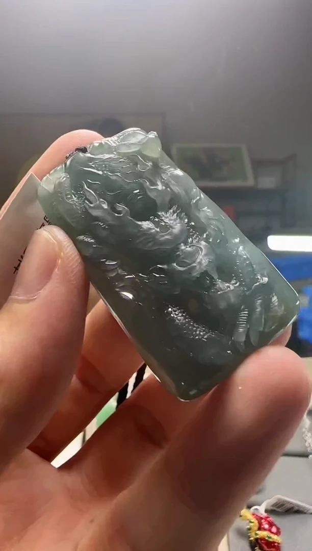 翡翠未镶嵌吊坠(不含链)翡翠龙牌