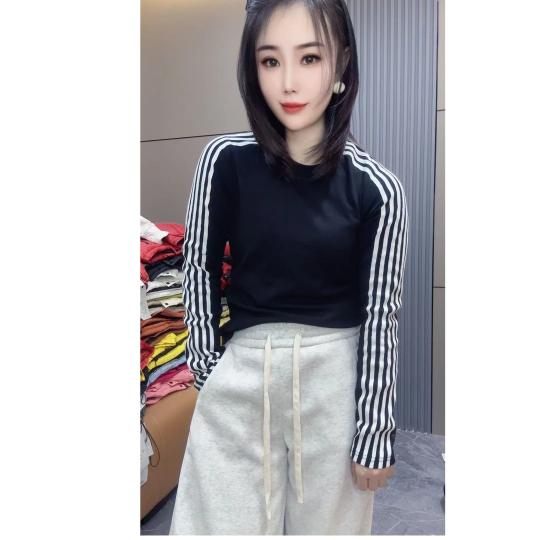 2036条条撞色圆领百搭T 恤长袖打底衫