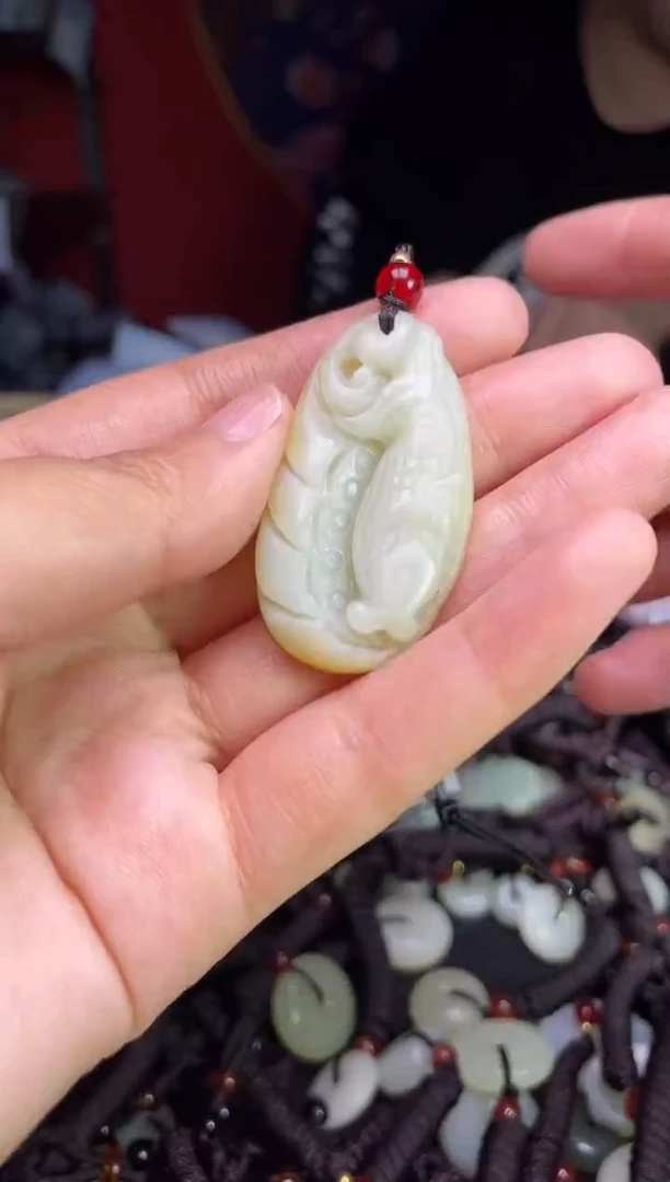 未镶嵌和田玉挂件1
