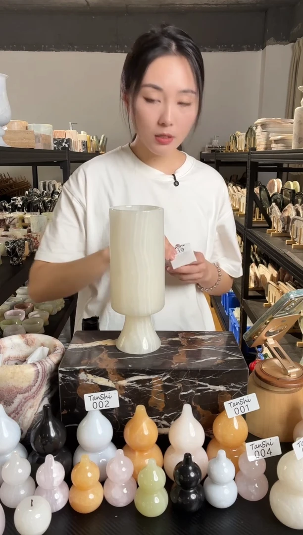 石材019白玉花瓶