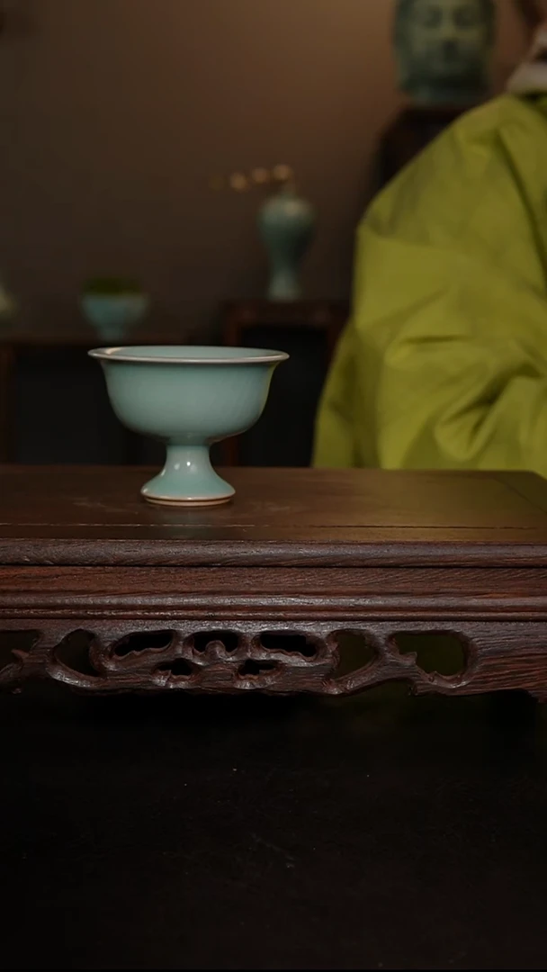 摆件瓷仿古釉手工高足杯