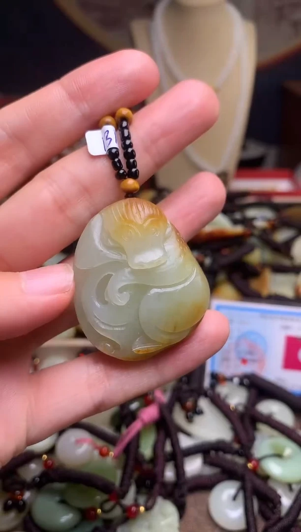 颈饰未镶嵌和田玉新疆料青海料清水和田玉吊坠