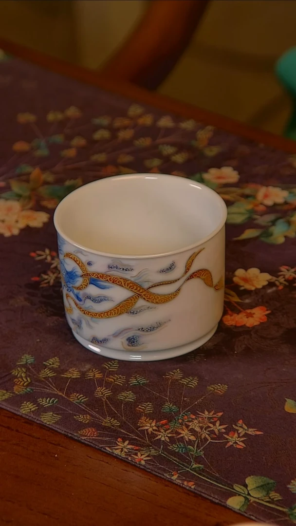 杯手工手绘杯杯很美丽