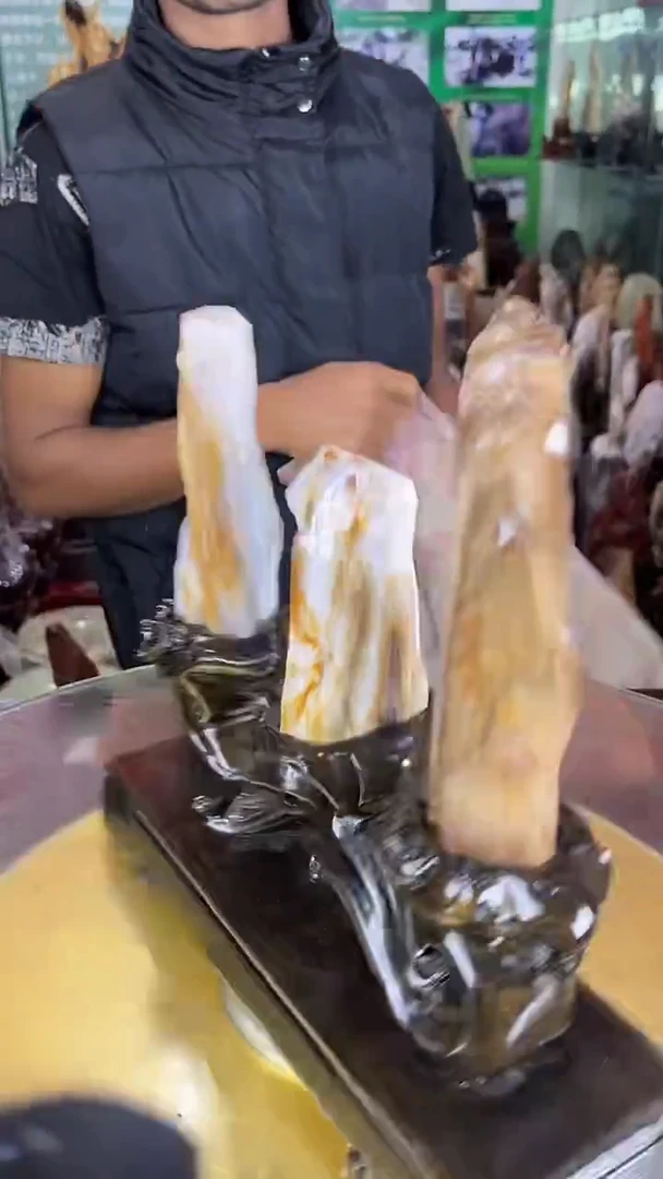 缅甸天然树化玉摆件