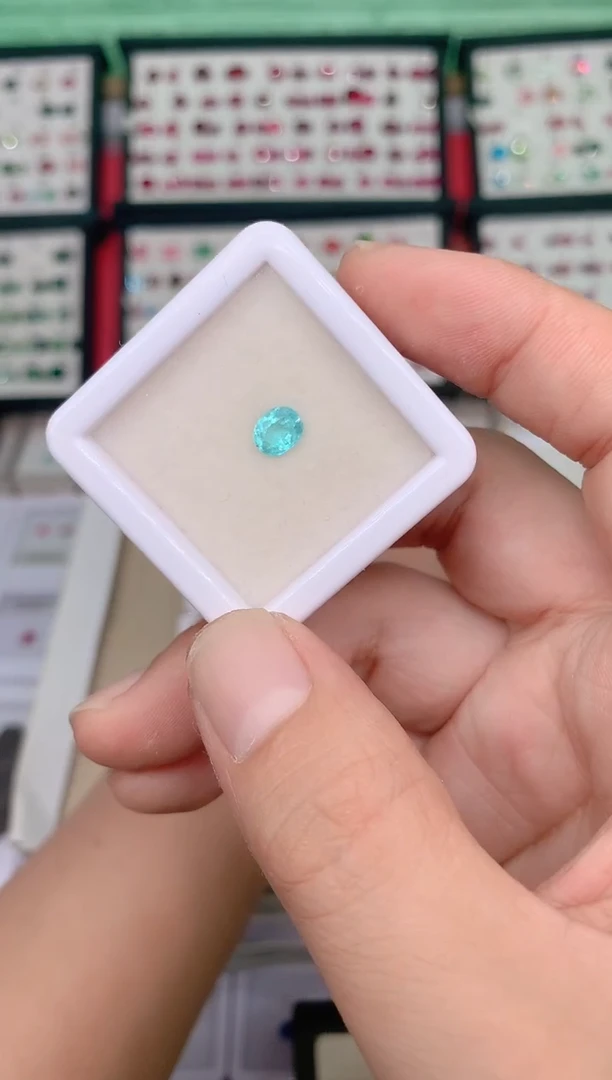 未镶嵌裸石帕拉依巴碧玺信*0.87ct