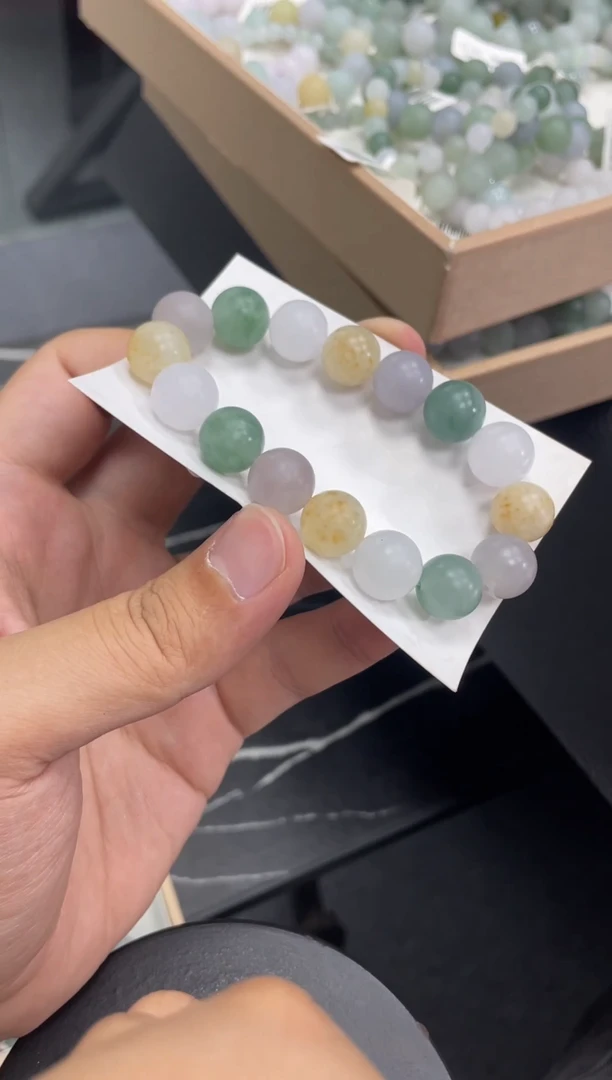 未镶嵌定制翡翠翡翠手串