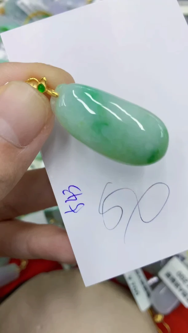 颈饰未镶嵌翡翠11111111111