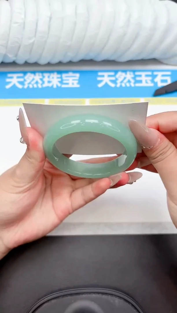 未镶嵌手镯石英质玉A116-57.5