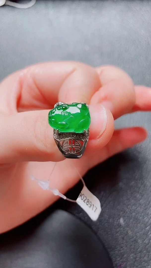 银S925镶嵌戒指翡翠翡翠