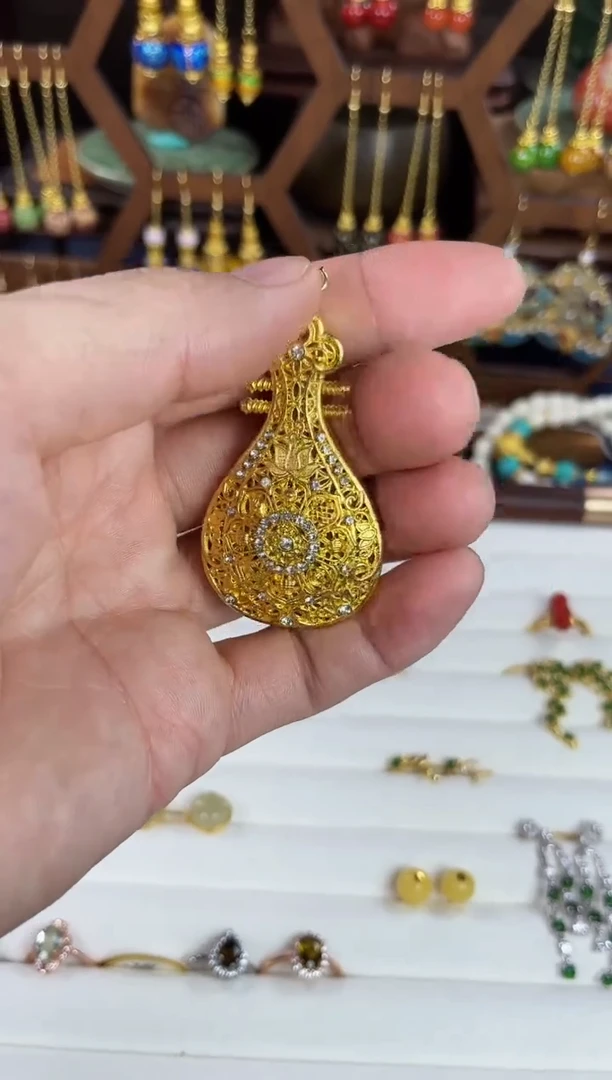 ，珐琅琵琶-项链-孤品