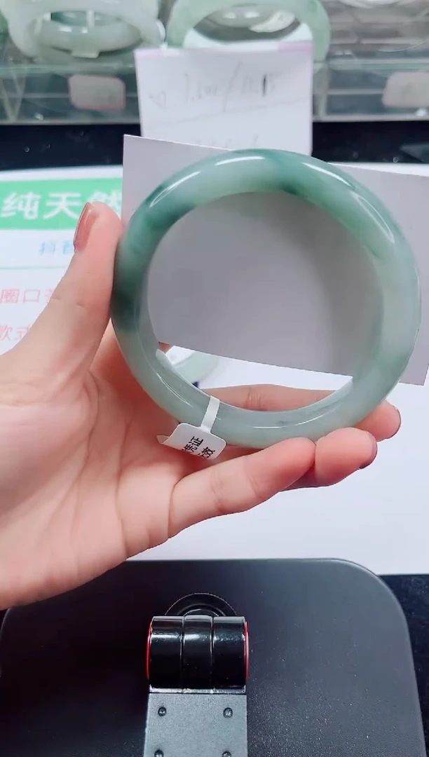 未镶嵌手镯石英质玉152-63/64