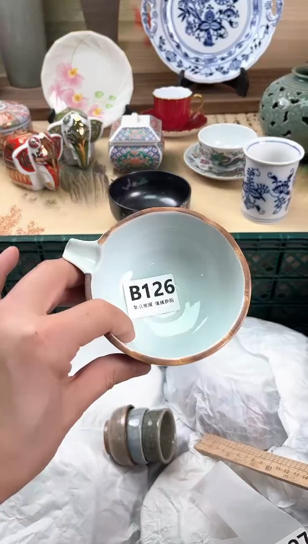 瓷片?**F126