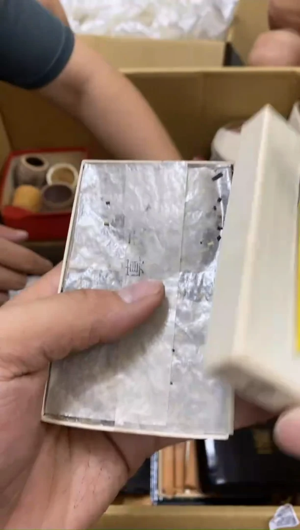 H*?中古商品瑕疵杯碟