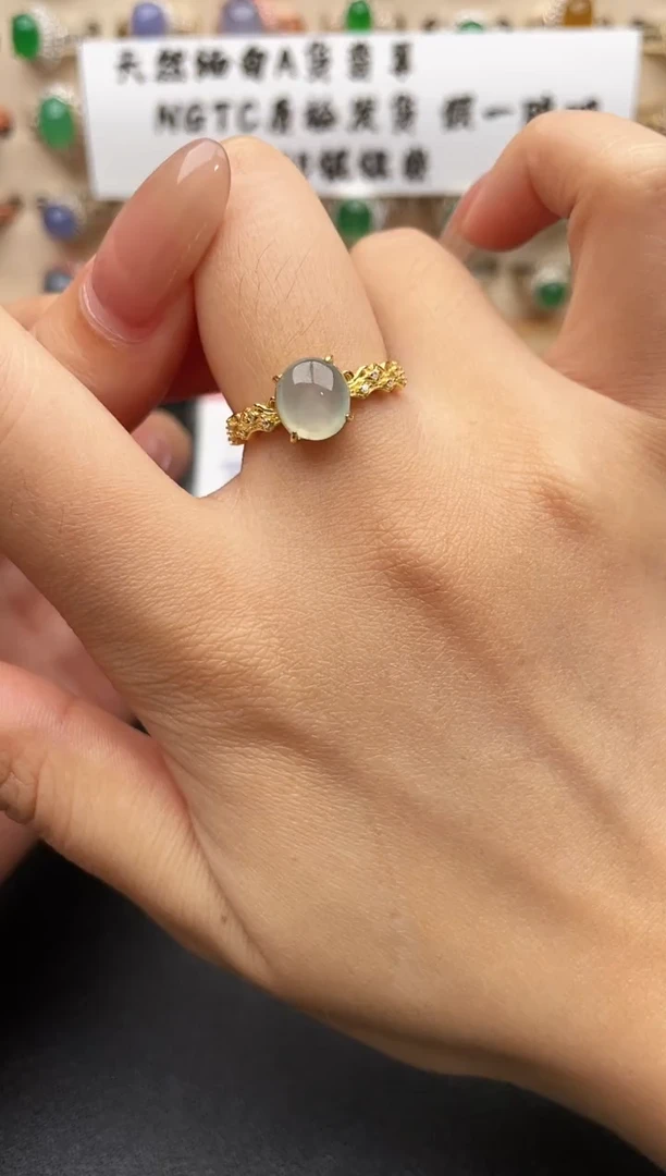 银S925镶嵌戒指翡翠一物一证一礼盒