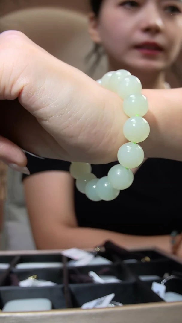 手串未镶嵌和田玉手串