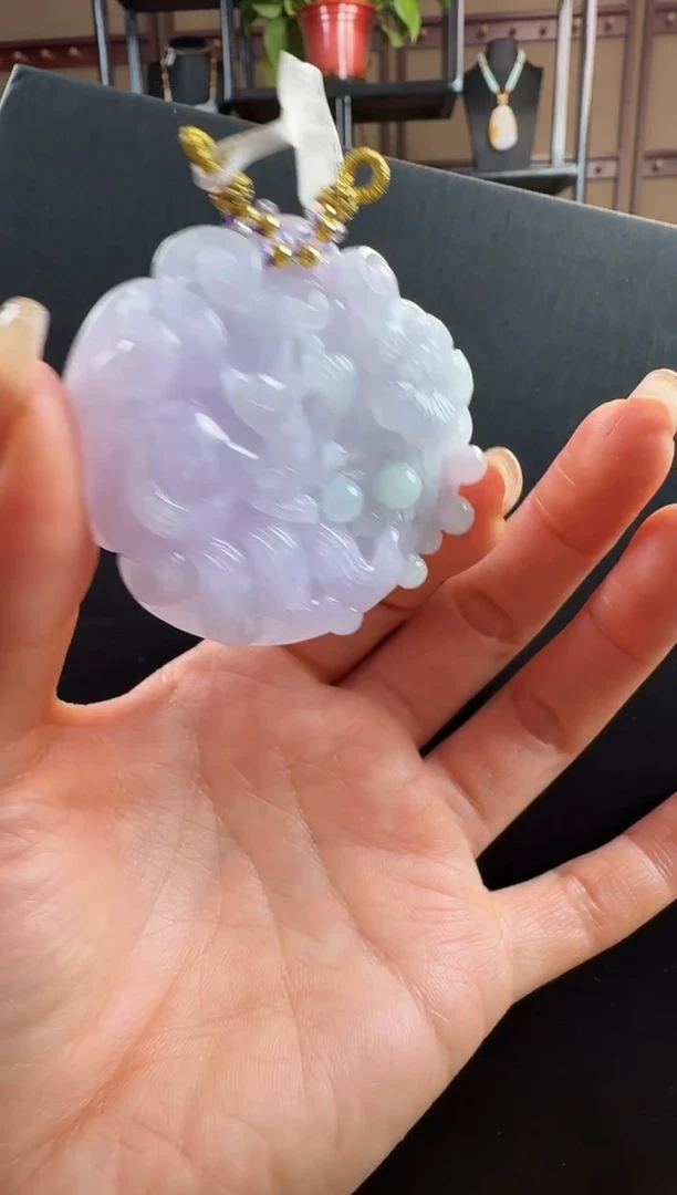 颈饰未镶嵌翡翠九尾