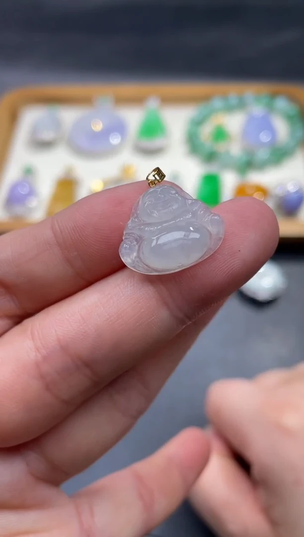 【闪购商品】翡翠颈饰18K金镶嵌68...........