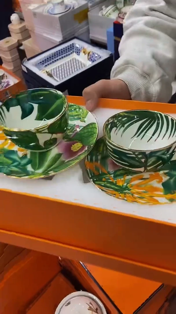 【闪购商品】鸿辉家品牌瓷器，京东包邮！