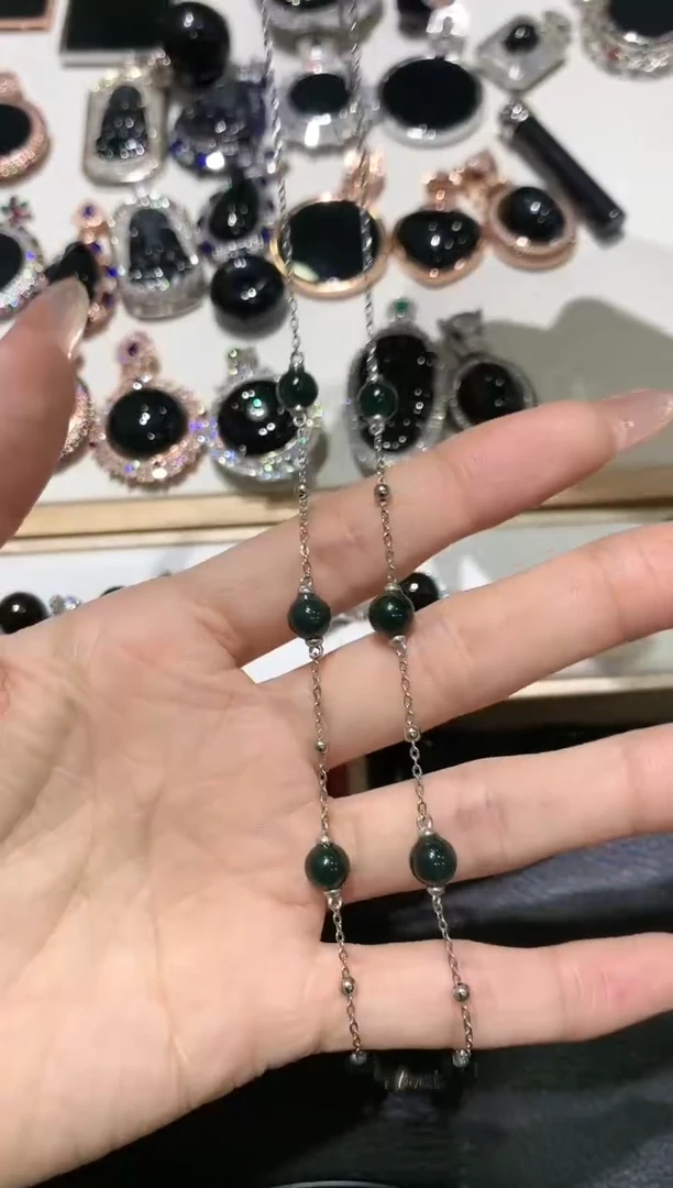 【闪购商品】翡翠吊坠(赠链)银S925镶嵌35多人多样性随机发货1件