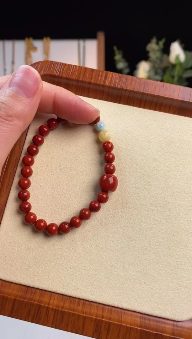 【闪购商品】南红玛瑙手链未镶嵌瓦西虎皮纹N060