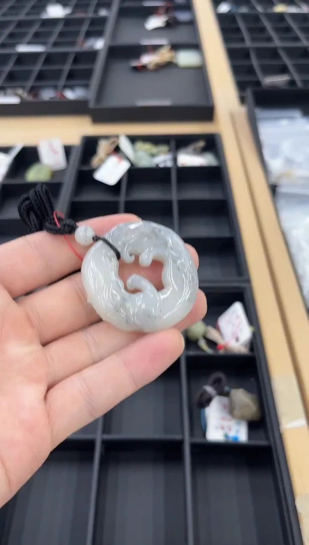 吊坠(不含链)未镶嵌和田玉新疆黑山凤九 多样性发一