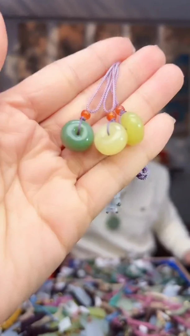 【闪购商品】和田玉挂件未镶嵌拍一发一多样性发货