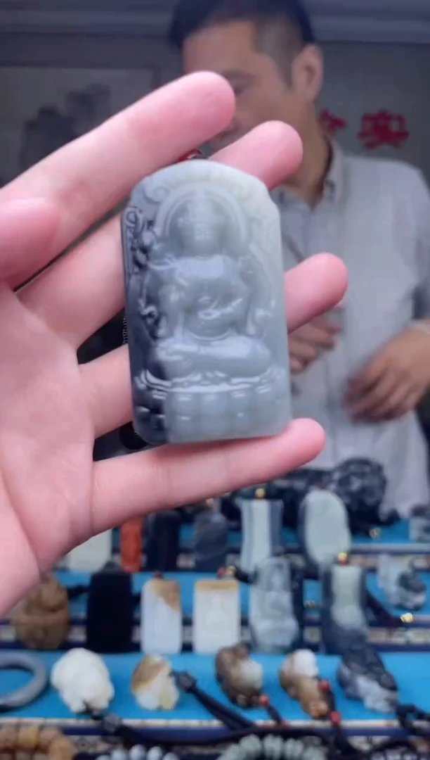 未镶嵌和田玉挂件1