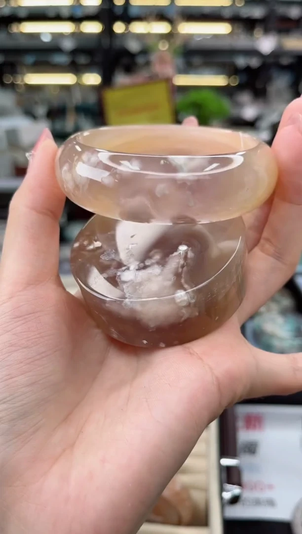 【闪购商品】石英质玉手镯未镶嵌59圈口（赠品镯心）3547544