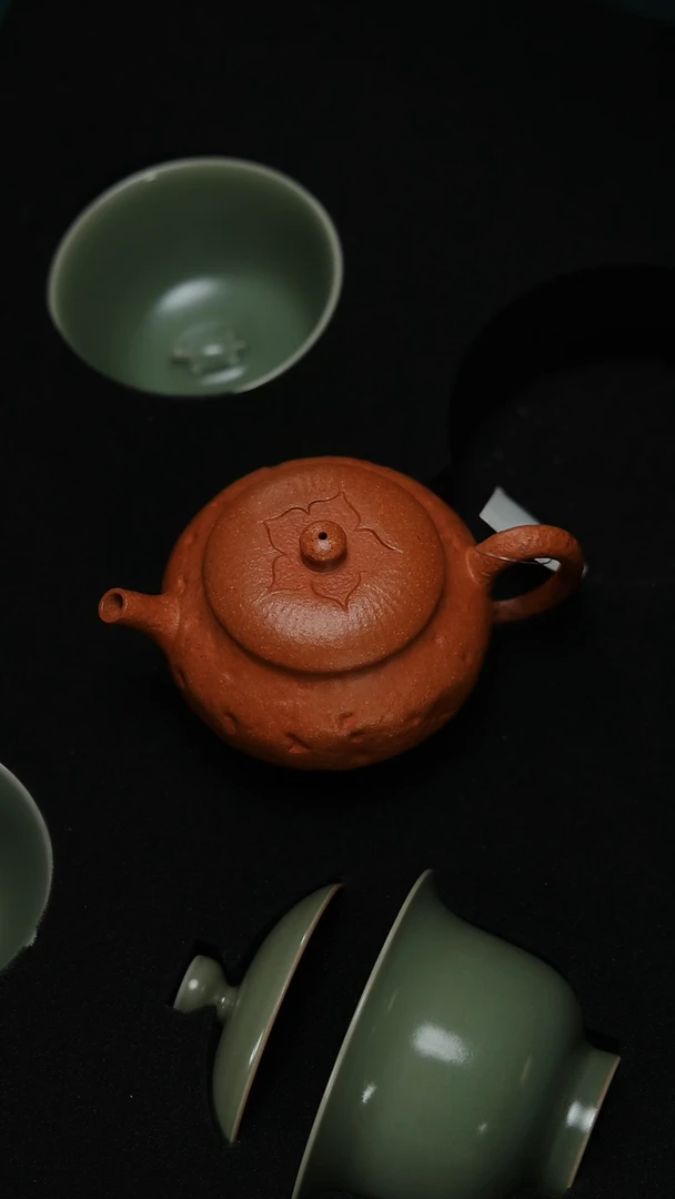 【闪购商品】紫砂茶壶hf冷黄金 君德130cc+豆青釉套组