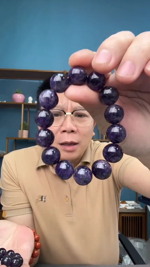 未镶嵌琥珀裸石32（有瑕介意勿拍）