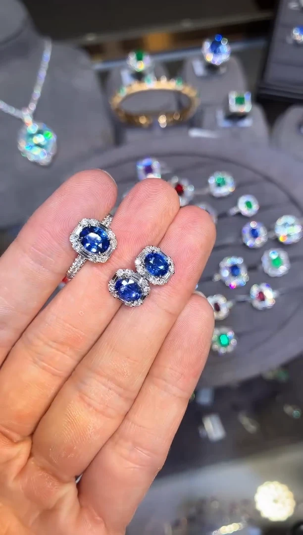 套装蓝宝石18K金镶嵌【闪购】不低于3.0ct/七天鉴赏/一套