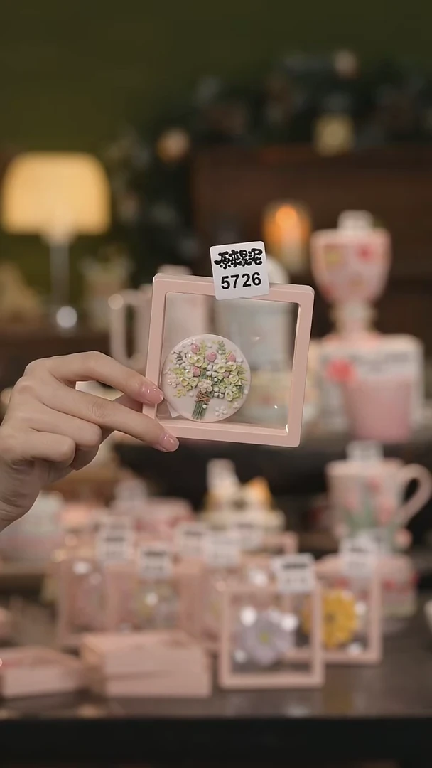 瓷片我****ō景德镇原创手作5726