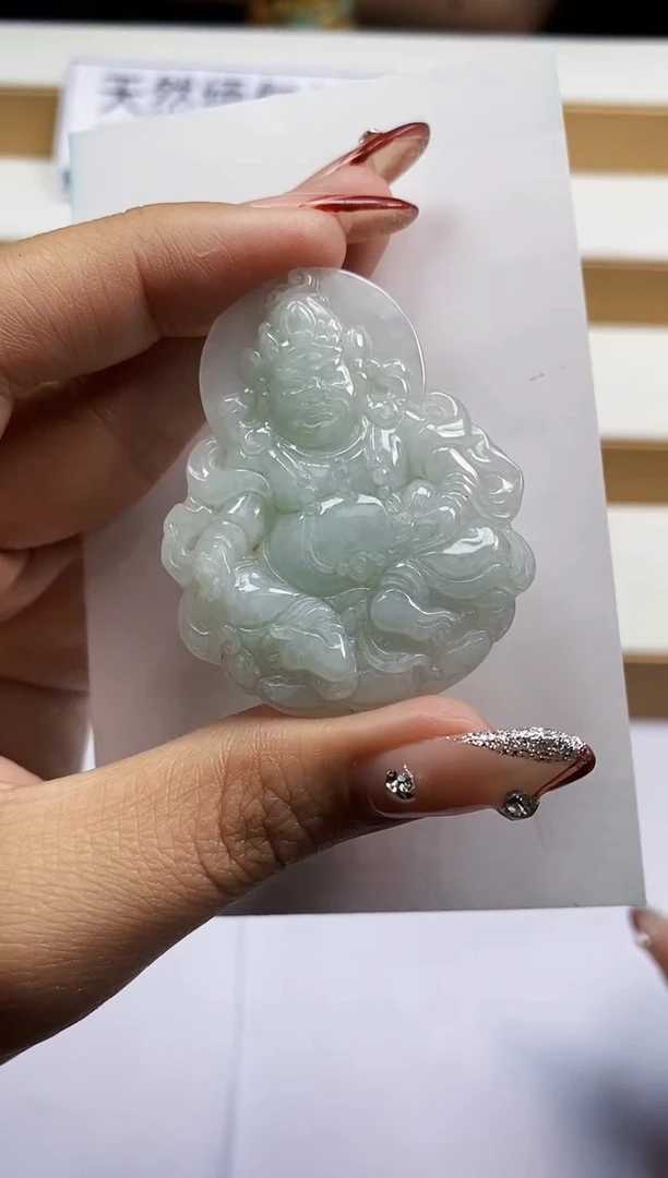 翡翠未镶嵌颈饰翡翠A货