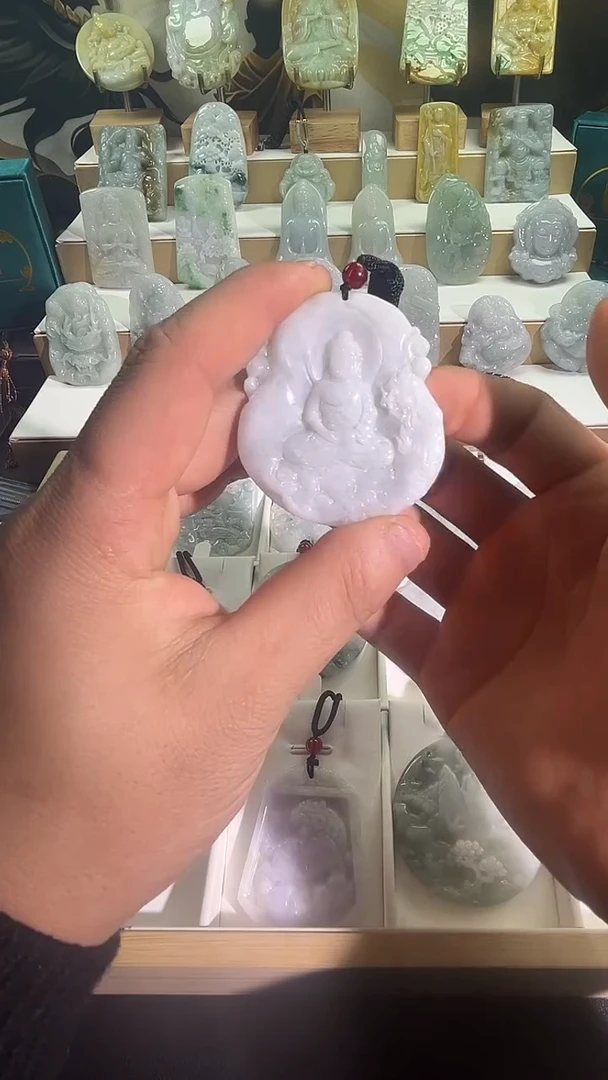 颈饰未镶嵌翡翠12/7  17