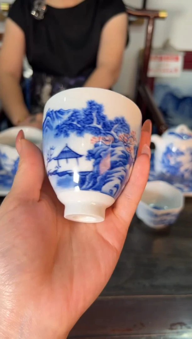 吴小琴