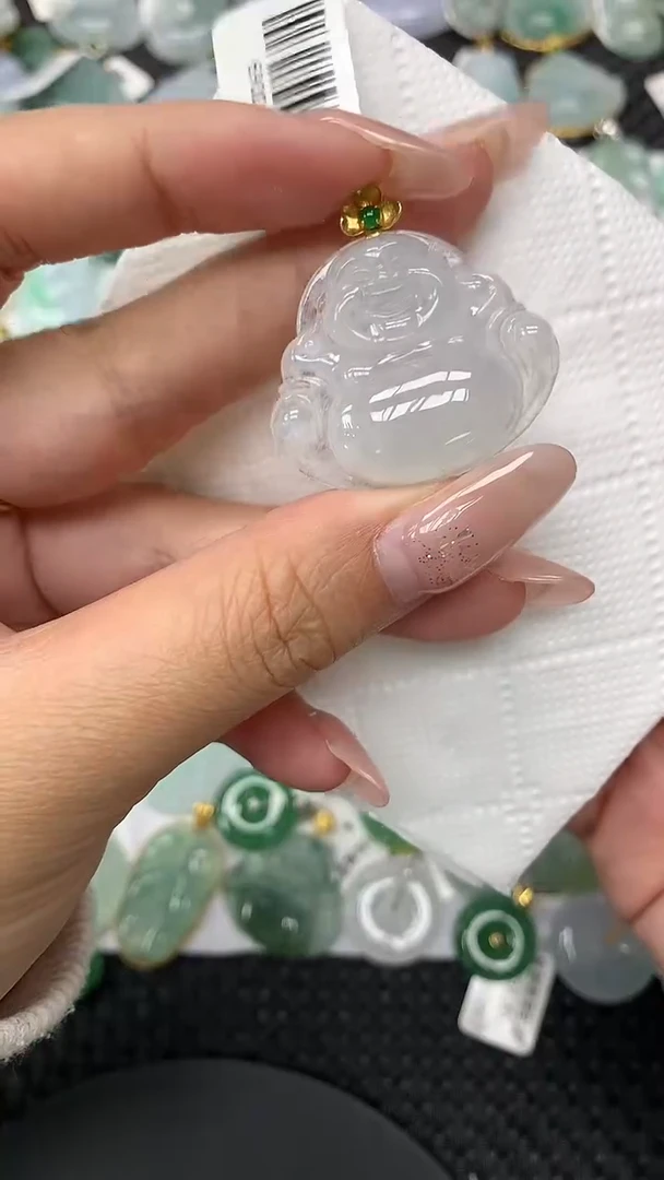 颈饰18K金镶嵌翡翠1111111111