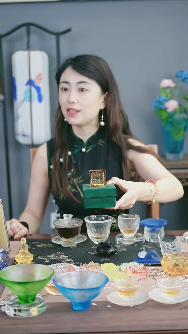 琉璃手工艺品古法琉璃黄色方形镂空盖置