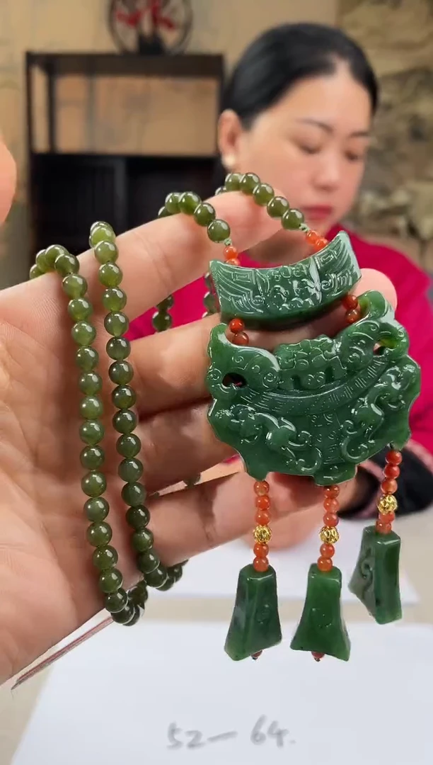 【闪购商品】定制和田玉多样性发货拍一发一01220