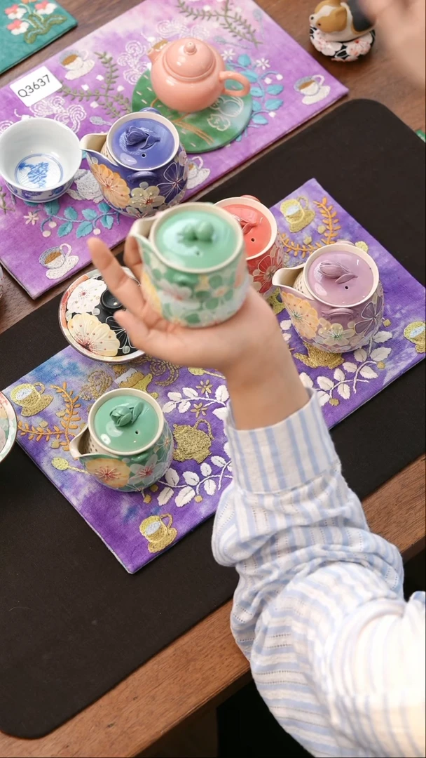 小*子绿色葫芦宝瓶