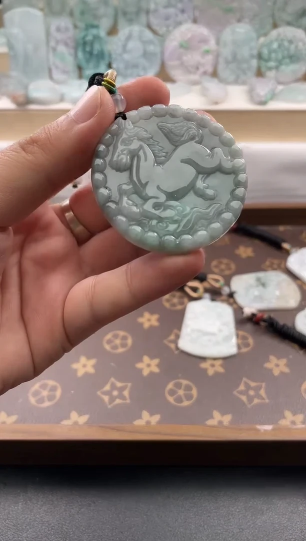 颈饰未镶嵌翡翠25/10/23/.269