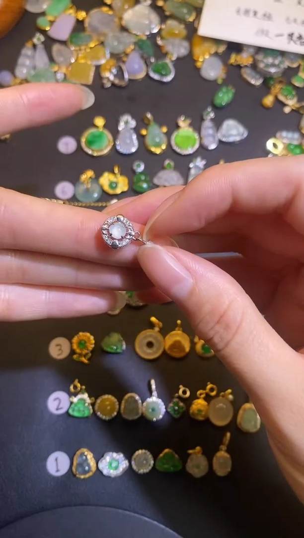 吊坠(不含链)银S925镶嵌翡翠1