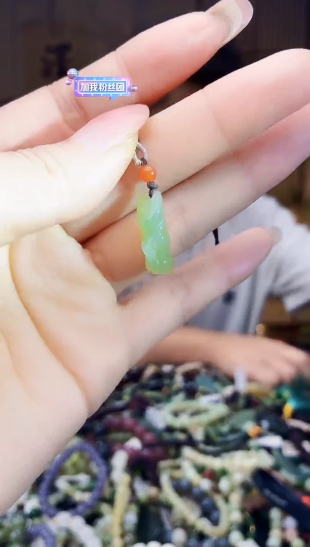 颈饰未镶嵌和田玉多样性发货，拍一发一