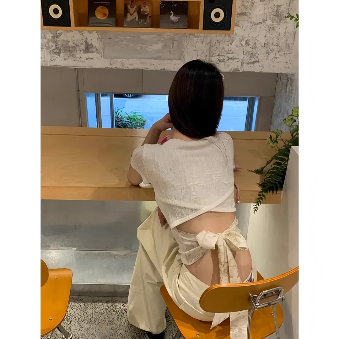 【沿海行驶】蝴蝶结绑带T恤 修身时尚百搭通勤显瘦短袖上衣女8980