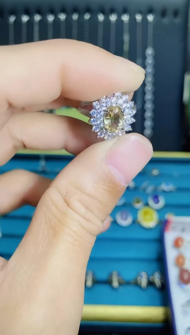 【闪购商品】黄晶戒指银S925镶嵌11211