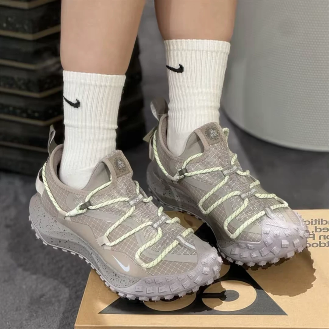 NIKE耐克男鞋ACG MOUNTAIN FLY LOW GTX SE户外休闲鞋IB7328-003