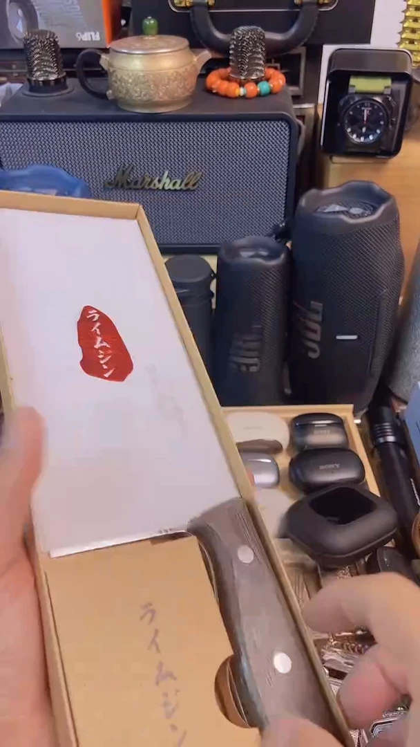 瓷片闪购商品，如图所示