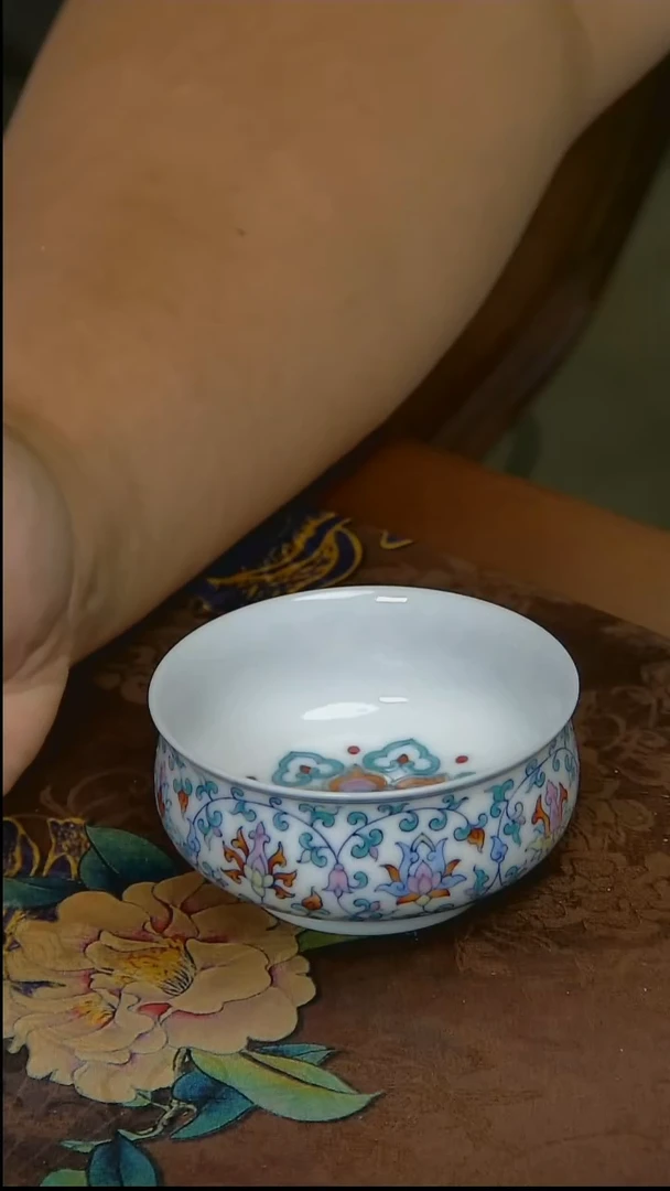 杯手工手绘杯杯很美丽