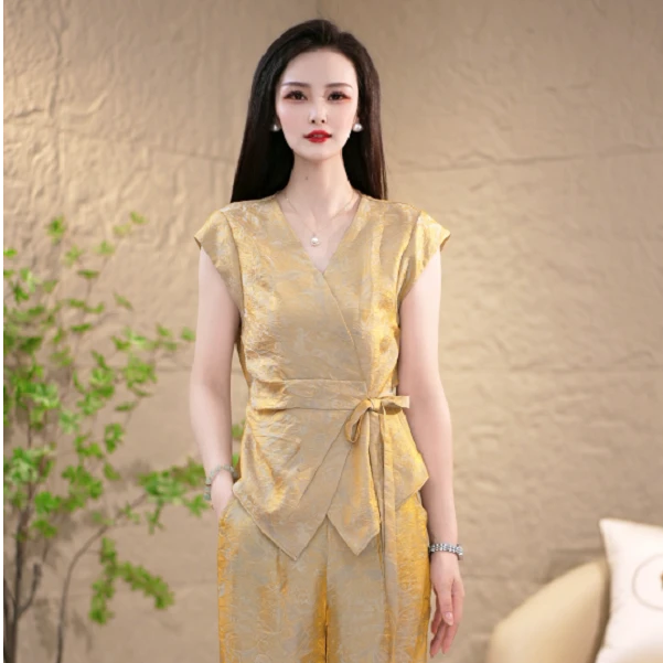 时尚休闲简约大气修身显瘦短袖复古设计两件套套装