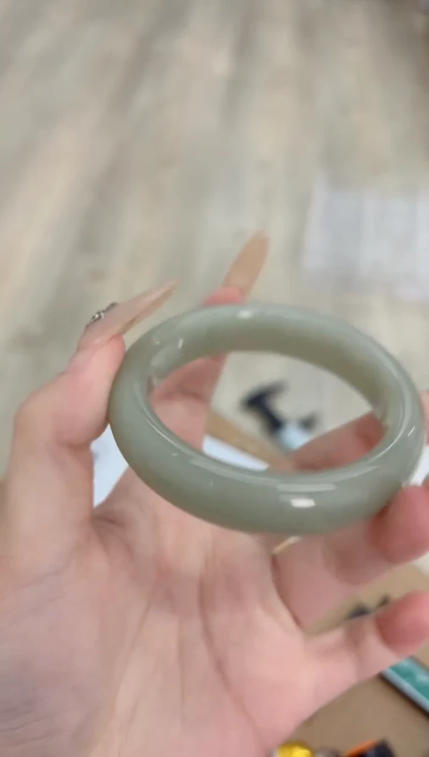 未镶嵌手镯石英质玉95-51D