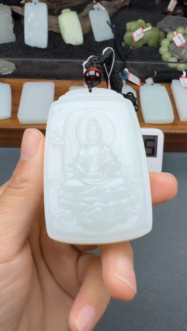 颈饰未镶嵌和田玉2